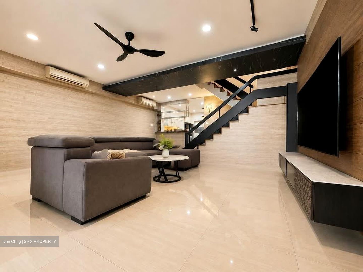 Yio Chu Kang Terrace (D19), Terrace #599179181